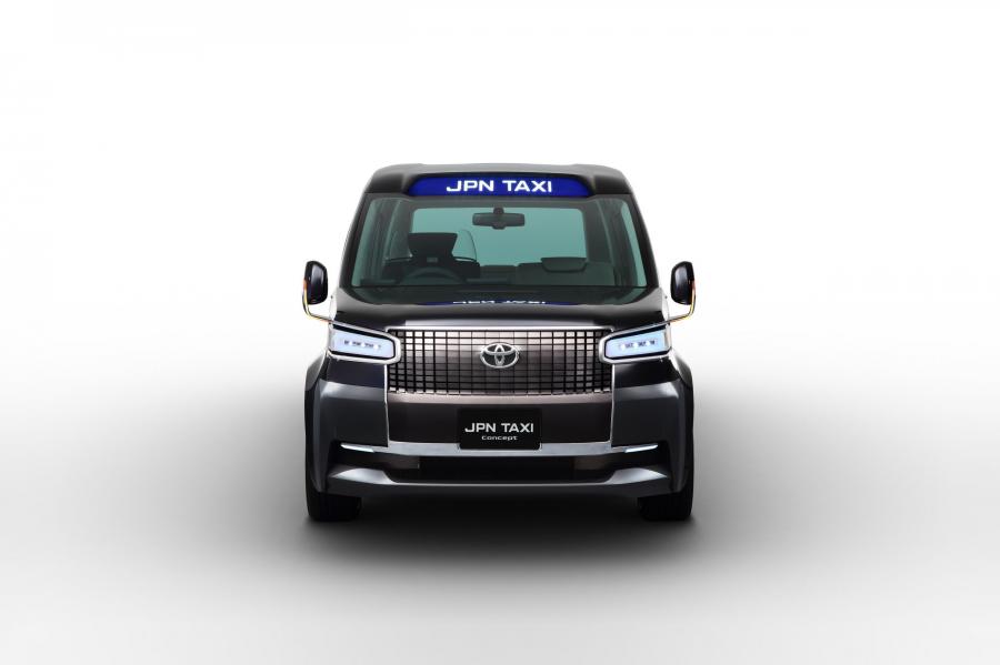  Toyota JPN Taxi Concept 2013 года  (фото 30 из 37)